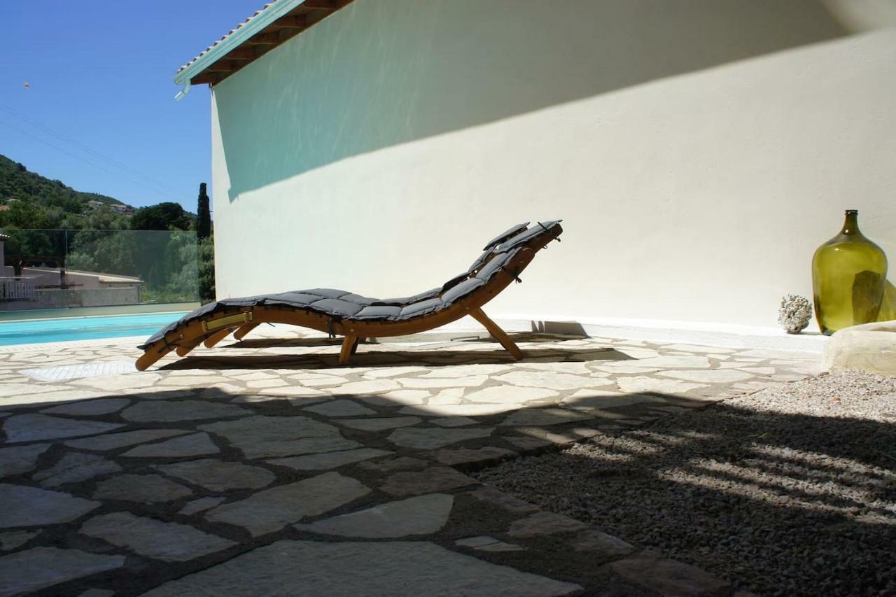 Villa Saint George Nikiana Exterior photo